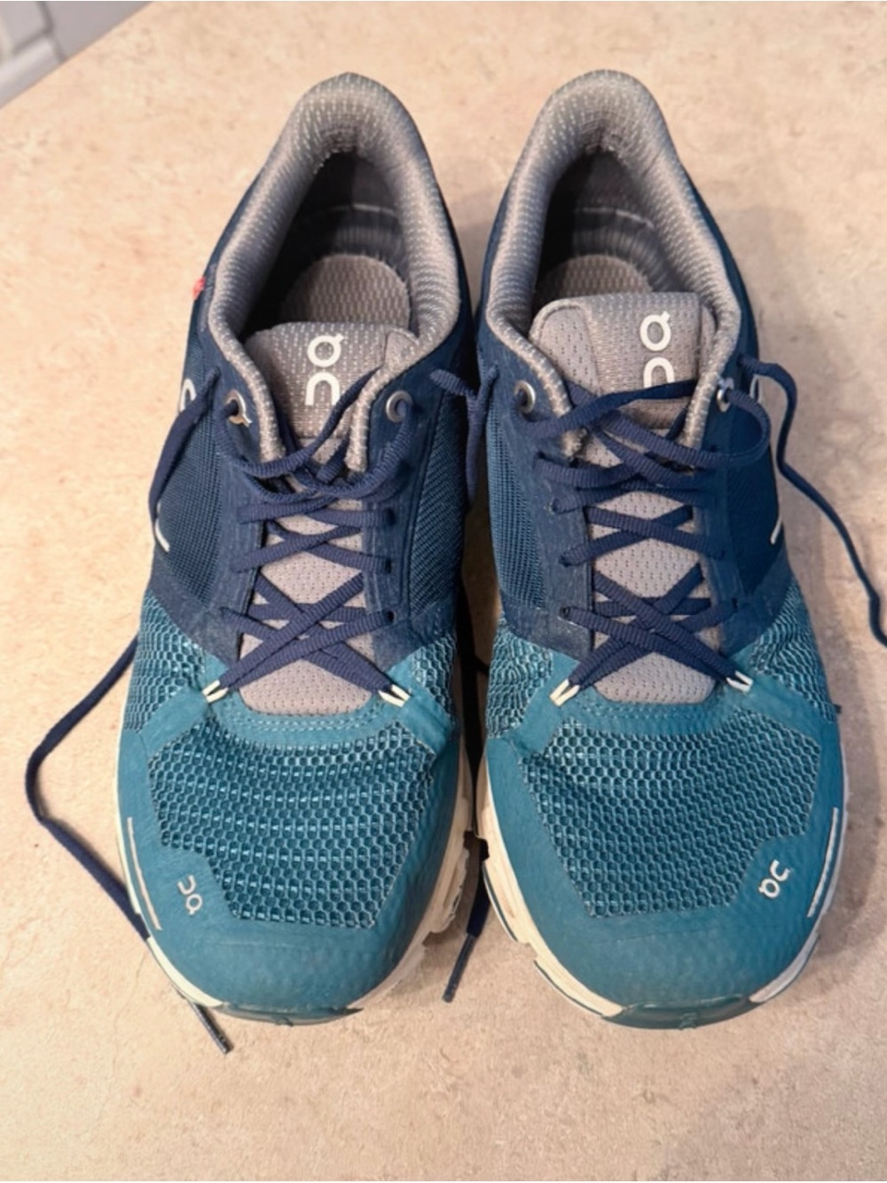 On Running Women’s Athletic Shoes - Teal and Navy Support